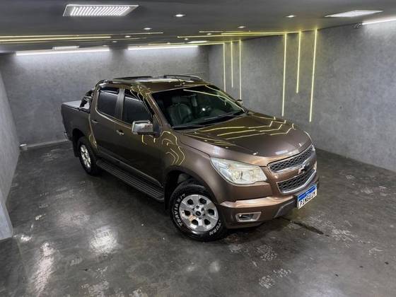 CHEVROLET S10 2.4 LTZ 4X2 CD 8V FLEX 4P MANUAL CHEVROLET S10 2.4 LTZ 4X2 CD 8V FLEX 4P MANUAL